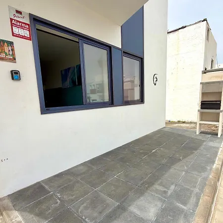 Surf Apartament La Santa